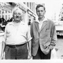 MV et son grand père dans les rues de Saint Raphaël en 1962.